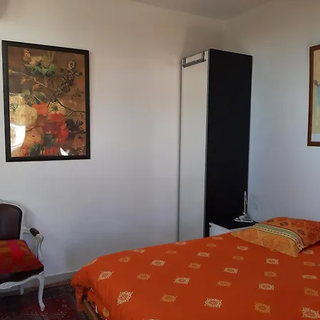 D Independante Dans Pigeonnier Homestay